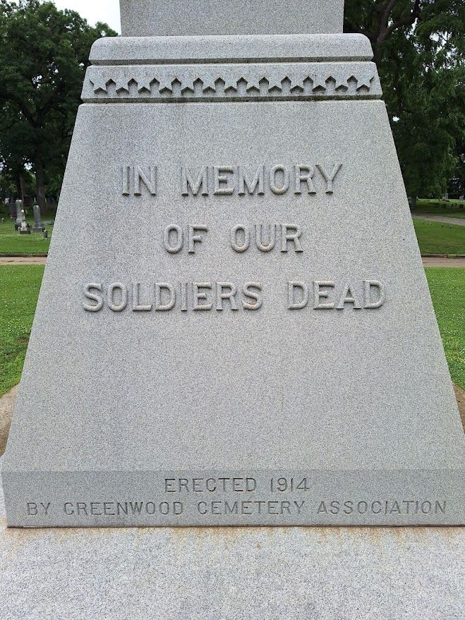 IN MEMORY OF OUR SOLDIERS DEAD WAR MEMORIAL STONE