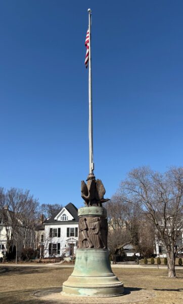 EVANSTON WAR MEMORIAL ORNATE FLAGSTAFF BASE