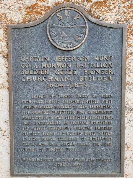 CAPTAIN JEFFERSON HUNT MEMORIAL PLAQUE