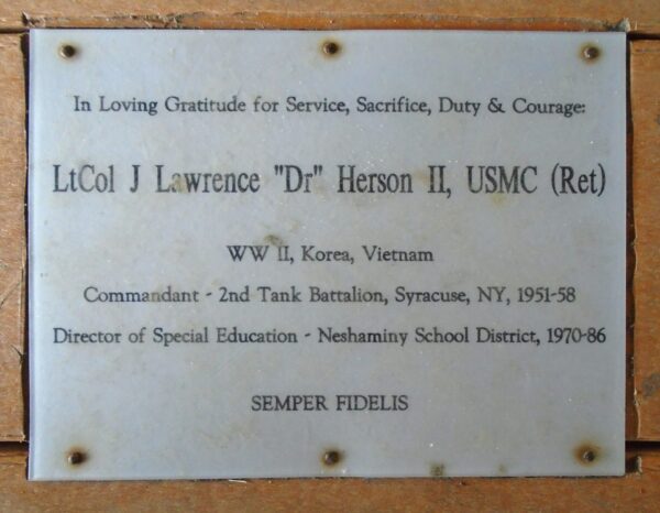 MIDDLETOWN VETERANS MEMORIAL PARK PLAQUE N
