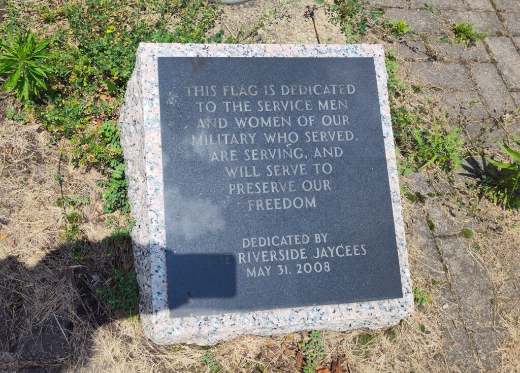 RIVERSIDE JAYCEES ALL VETERANS MEMORIAL FLAGPOLE STONE