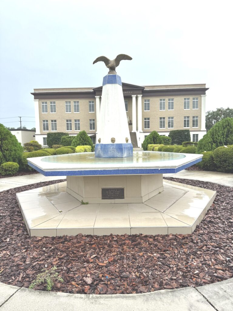 HARDEE COUNTY OPERATION DESERT SHIELD/STORM MEMORIAL FOUNTAIN