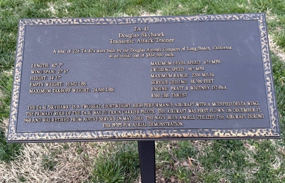 TA-4J DOUGLAS SKYHAWK TRANSONIC ATTACK/TRAINER MEMORIAL AIRCRAFT PLAQUE