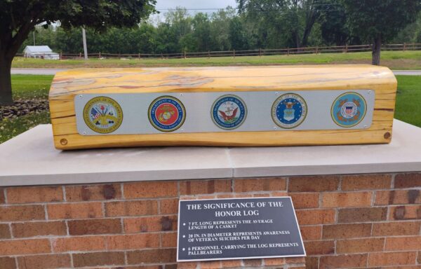 HONOR LOG WAR MEMORIAL CLOSE-UP