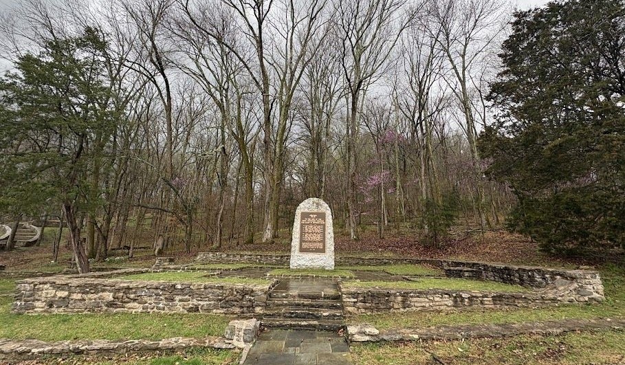 TO THE MEN OF THE FIRST TENNESSEE INFANTRY WAR MEMORIAL