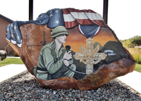 MISSOURI VALLEY FREEDOM ROCK VETERANS MEMORIAL SIDE B