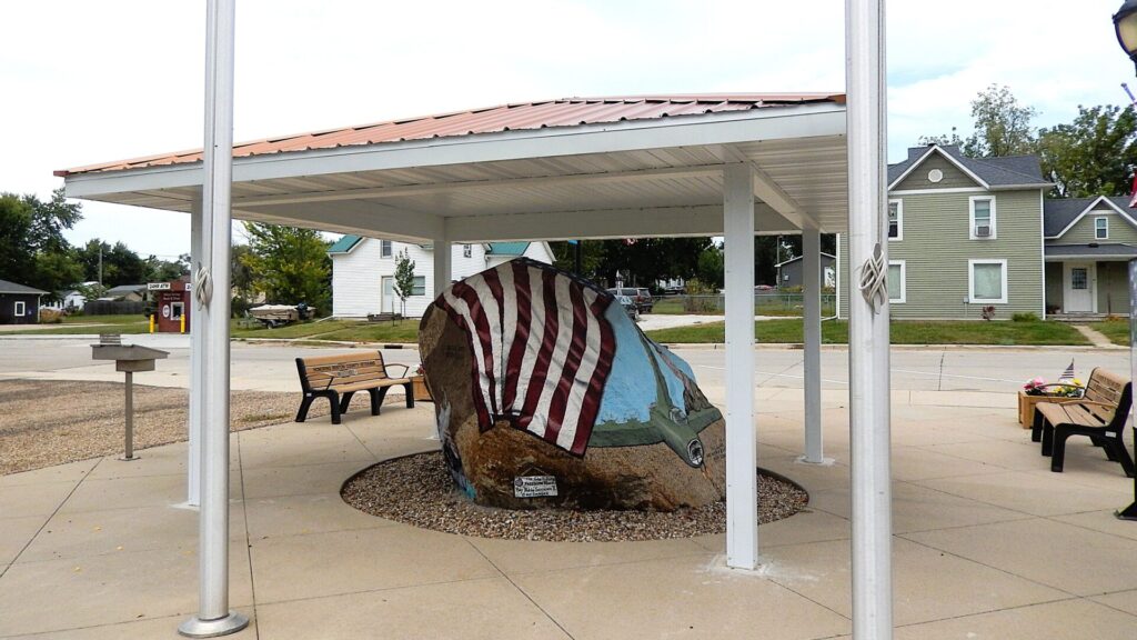 THE FREEDOM ROCK OF BENTON COUNTY MEMORIAL