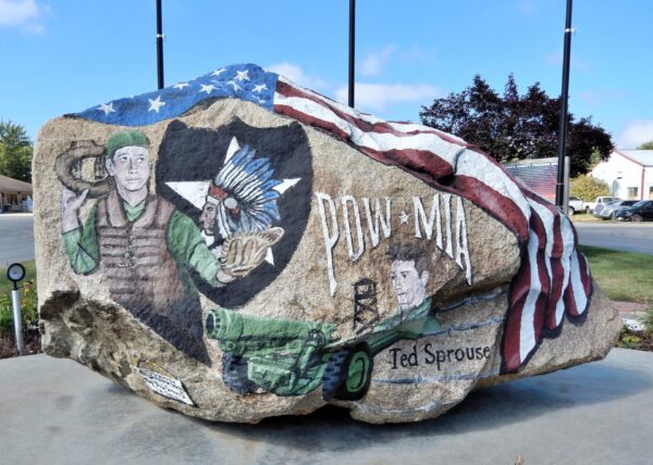 DAVIS COUNTY FREEDOM ROCK VETERANS MEMORIAL SIDE A