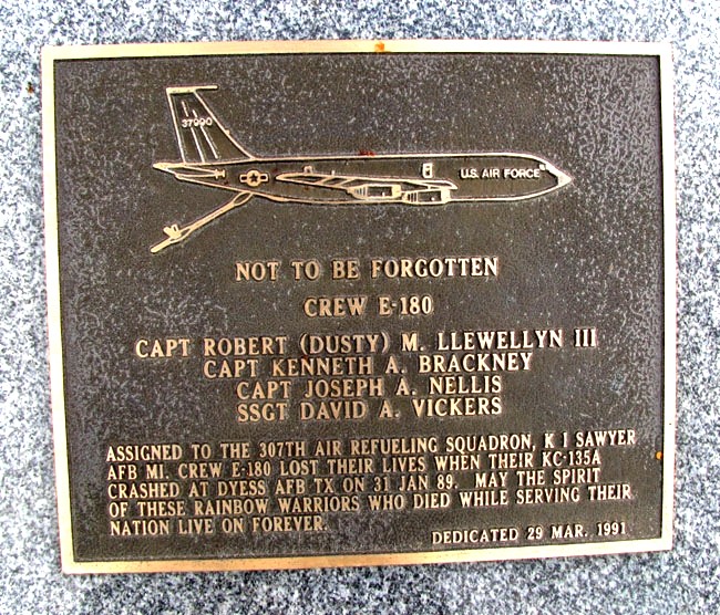 CREW E-180 MEMORIAL PLAQUE