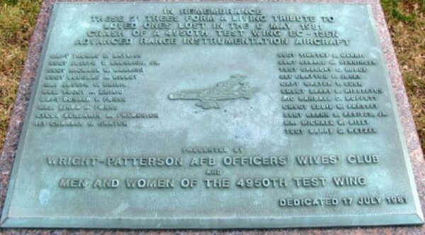 4950TH TEST WING CRASH MEMORIAL PLAQUE
