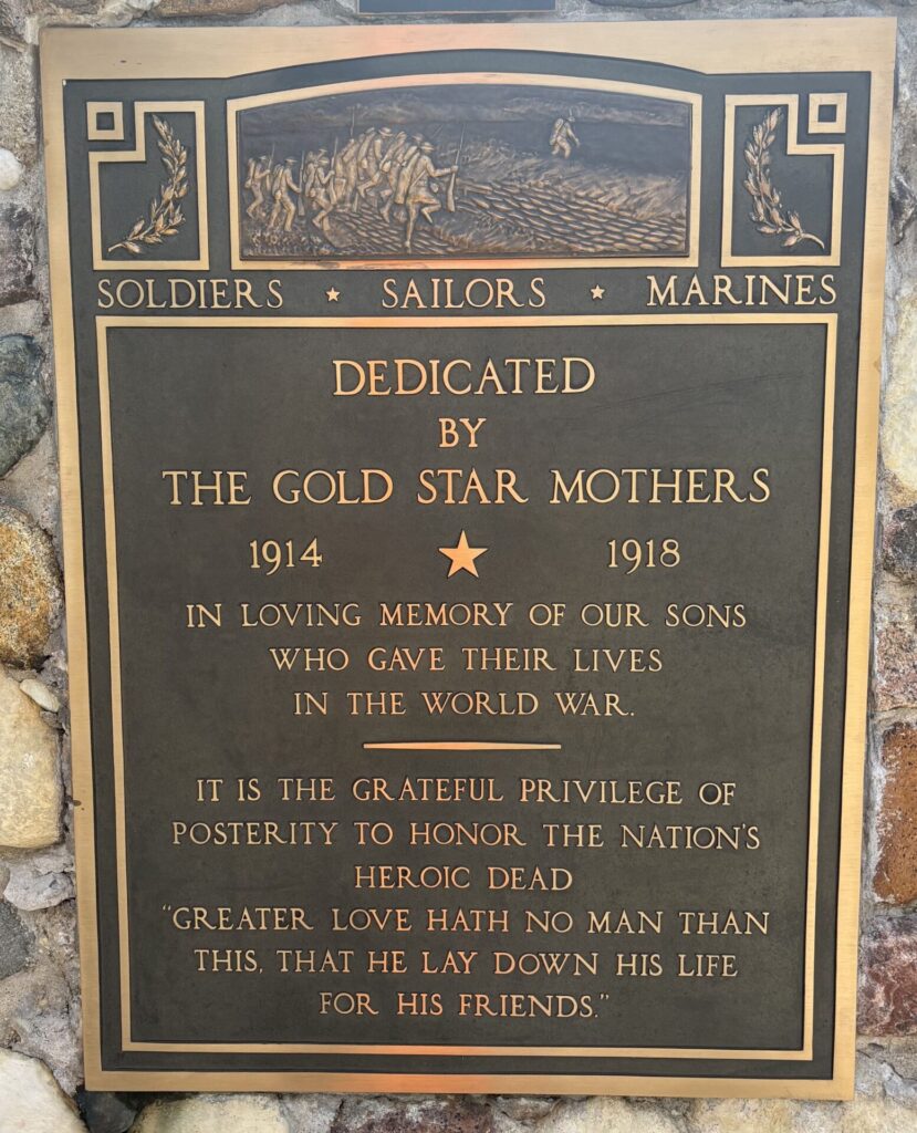 THE GOLD STAR MOTHERS WORLD WAR MEMORIAL PLAQUE
