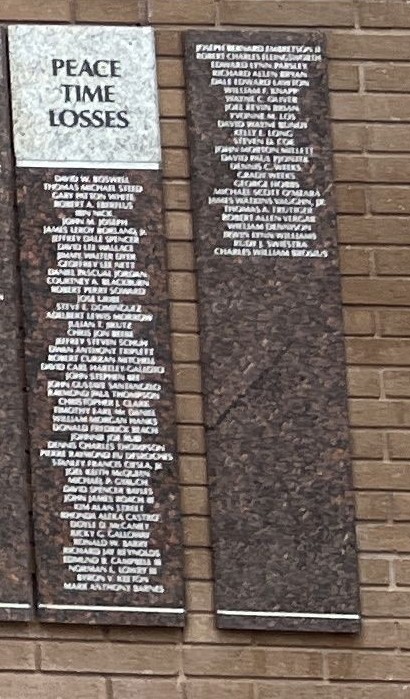 RIVERSIDE MILITARY WALL OF HONOR WAR MEMORIAL HONOR ROLL PLAQUES E