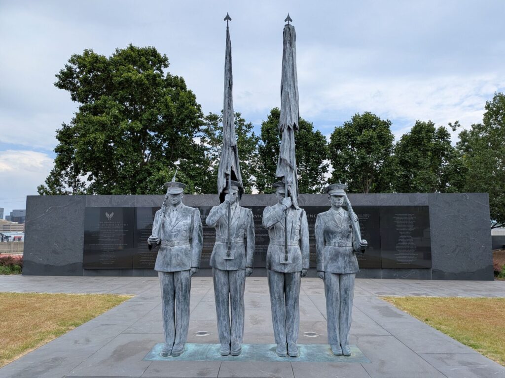 UNITED STATES AIR FORCE MEMORIAL STATUES