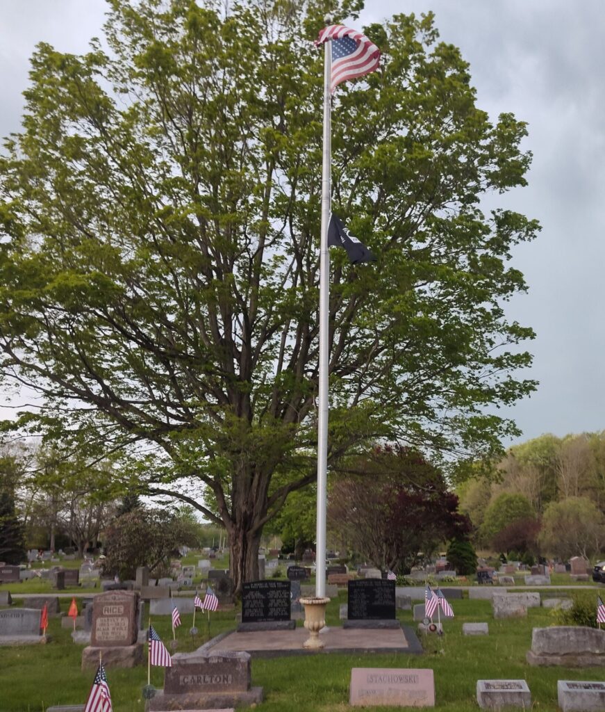 MANTUA CEMETERY WAR VETERANS MEMORIAL