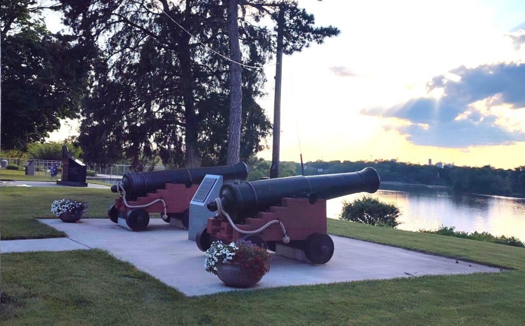 THE STORY OF THE RIVERSIDE PARK CANNONS MEMORIAL