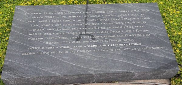 ROSELLE WAR VETERANS MEMORIAL STONE F