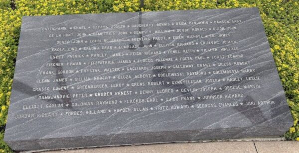 ROSELLE WAR VETERANS MEMORIAL STONE B