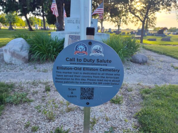 ELLISTON-OLD ELLISTON CEMETERY CALL TO DUTY SALUTE WAR MEMORIAL PLAQUE