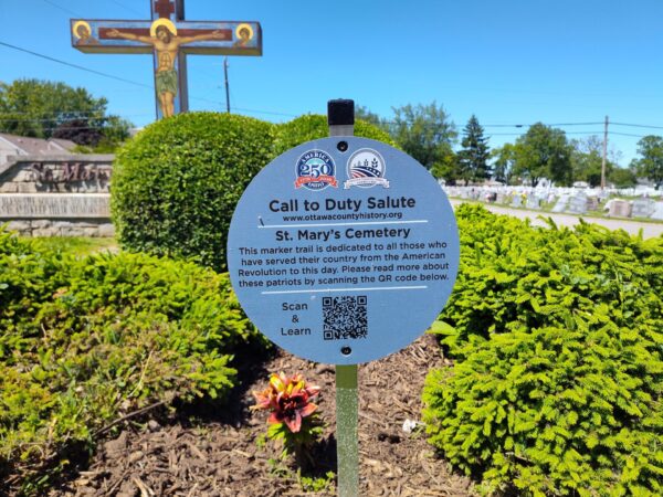 ST. MARY’S CEMETERY CALL TO DUTY SALUTE WAR MEMORIAL PLAQUE