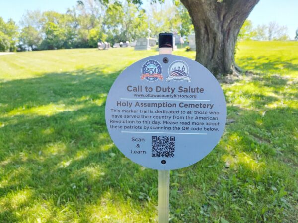 HOLY ASSUMPTION CEMETERY CALL TO DUTY SALUTE WAR MEMORIAL PLAQUE