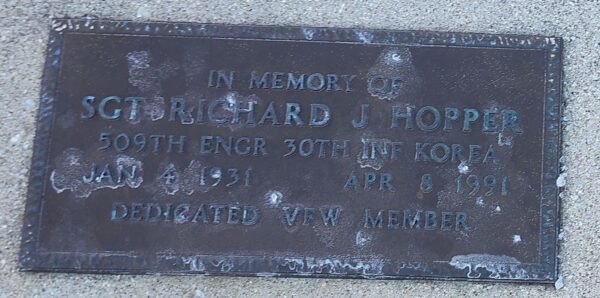 SGT RICHARD J HOOPER WAR MEMORIAL PLAQUE