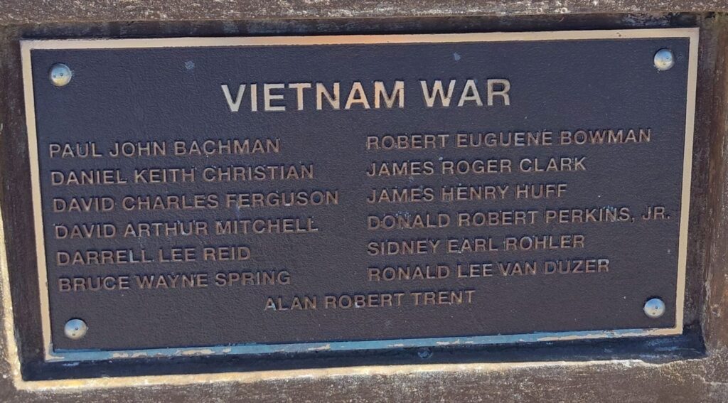 WADSWORTH AMERICAN LEGION POST #170 WAR VETERANS MEMORIAL PLAQUE E
