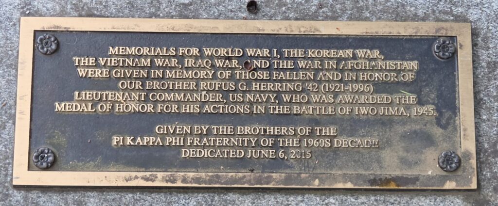 DAVIDSON COLLEGE WAR VETERANS MEMORIAL PLAQUE A