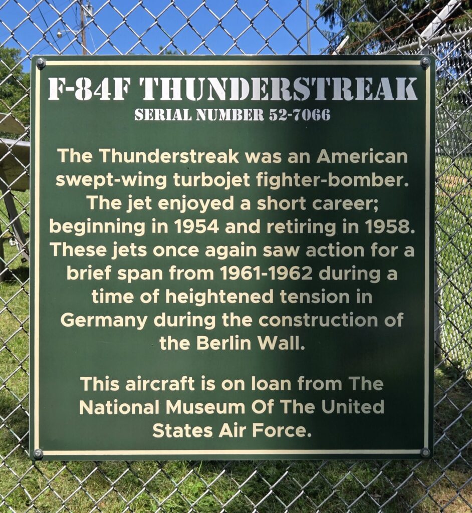 F-84F THUNDERSTREAK AIRCRAFT MEMORIAL PLAQUE
