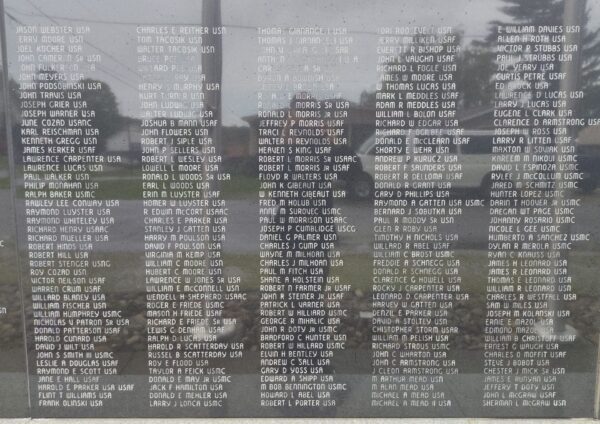 HEROES WALL HONORED FOREVER WAR MEMORIAL STONE B