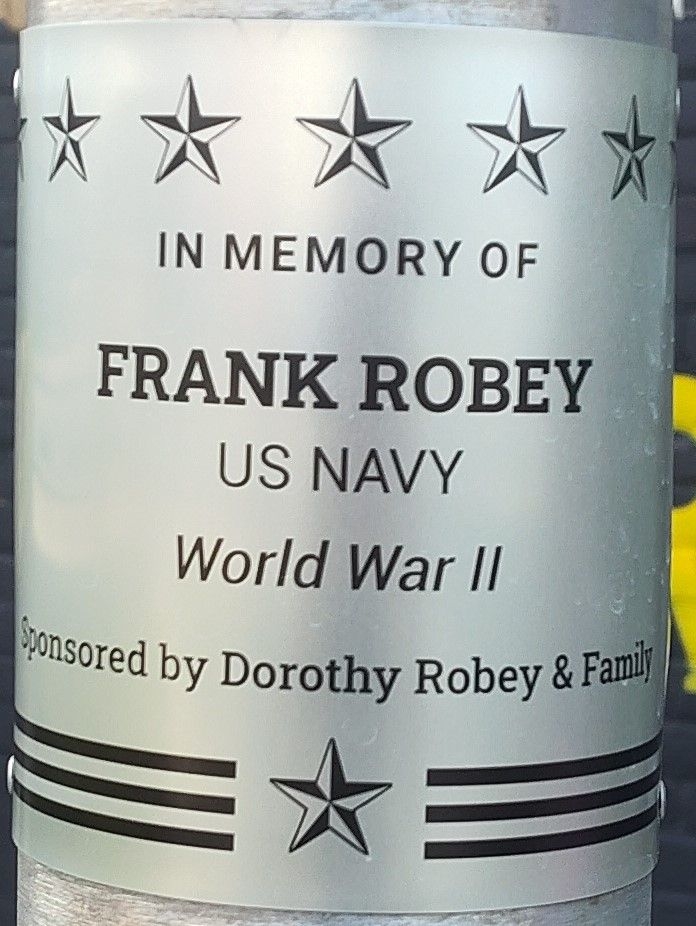 FRANK ROBEY WAR MEMORIAL PLAQUE