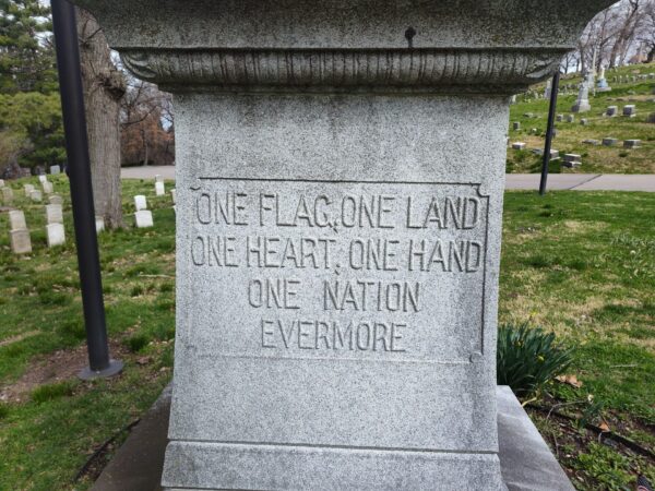 IN MEMORY OF THE SOLDIERS AND SAILORS OF THE WAR OF 1861-65 MEMORIAL SIDE B