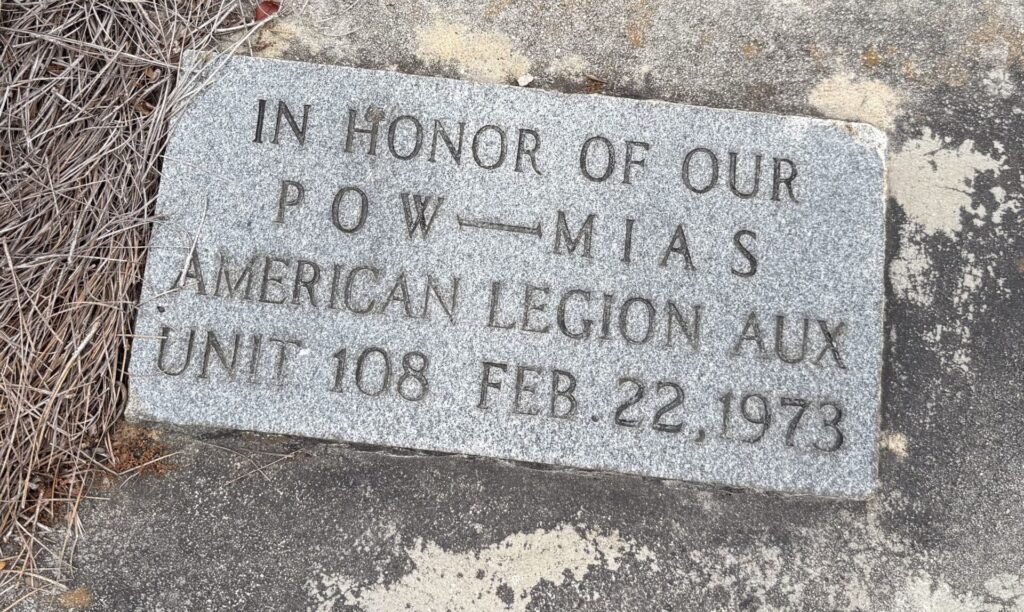 AMERICAN LEGION AUX UNIT 108 P.O.W.-M.I.A.S WAR MEMORIAL STONE