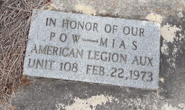 AMERICAN LEGION AUX UNIT 108 P.O.W.-M.I.A.S WAR MEMORIAL STONE