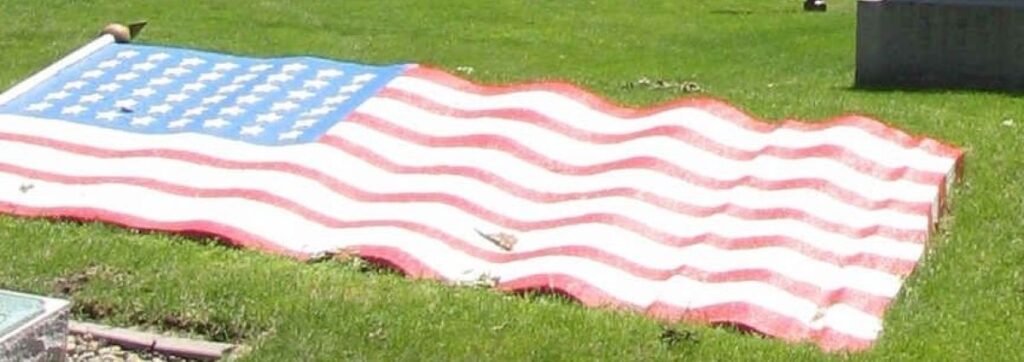 VETERANS MEMORIAL FLAG