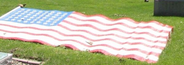 VETERANS MEMORIAL FLAG
