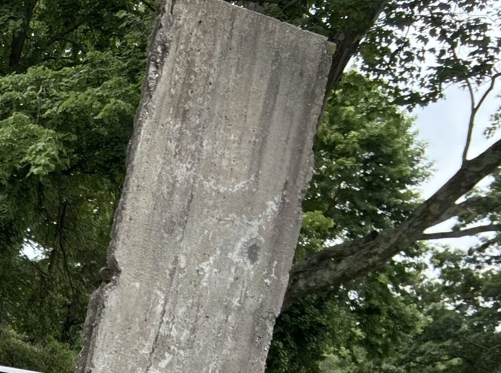 THE BERLIN WALL MEMORIAL WALL
