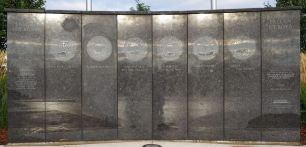 NORTH ST. PAUL VETERANS PARK MEMORIAL WALL