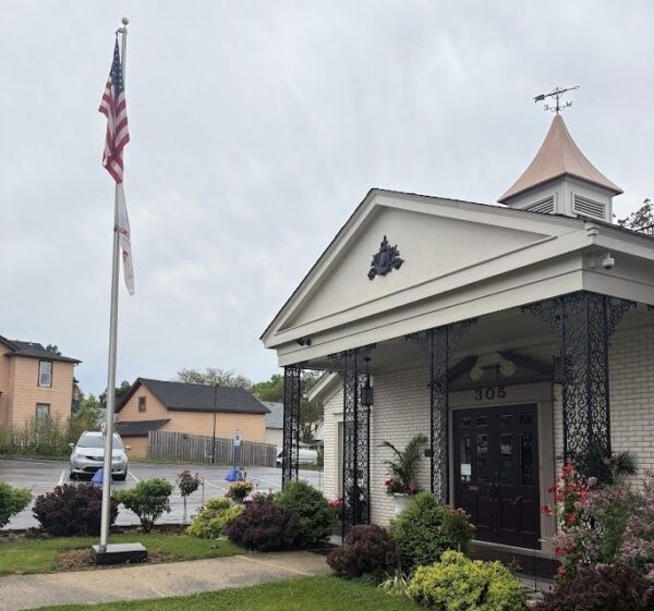SYMONDS-MADISON FUNERAL HOME VETERANS MEMORIAL FLAGPOLE