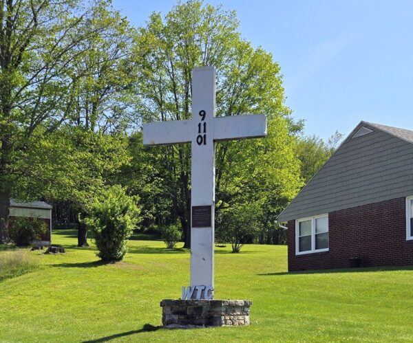 NEVER FORGET FLIGHT 93 MEMORIAL CROSS