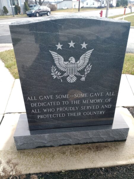 WAYNESFIELD VETERANS MEMORIAL PARK STONE BACK