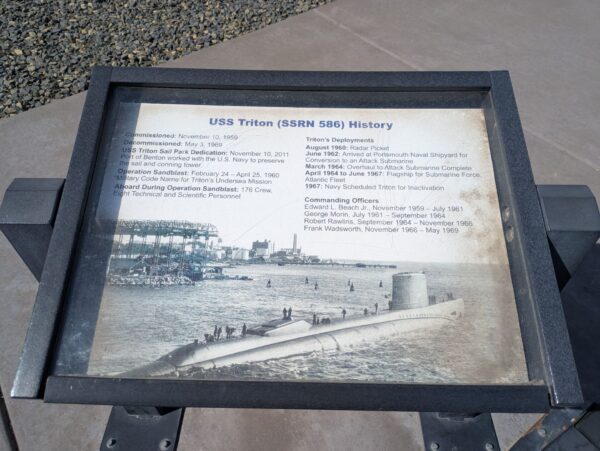 USS TRITON (SSRN586) HISTORY MEMORIAL PLAQUE