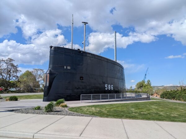 USS TRITON SPECIFICATIONS MEMORIAL CONNING TOWER