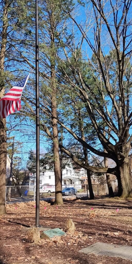 MEMORIAL DAY ASSOCIATION VETERANS FLAGPOLE
