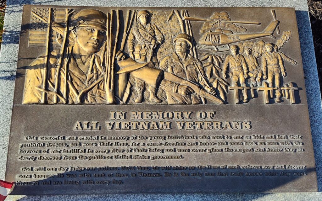 KINGWOOD MEMORIAL PARK CEMETERY ALL VIETNAM VETERANS MEMORIAL PLAQUE