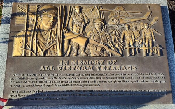 KINGWOOD MEMORIAL PARK CEMETERY ALL VIETNAM VETERANS MEMORIAL PLAQUE