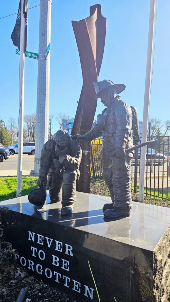 NEVER TO BE FORGOTTEN MEMORIAL STATUES