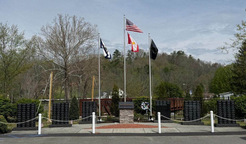 “THANK YOU FOR YOUR SERVICE” VETERANS MEMORIAL