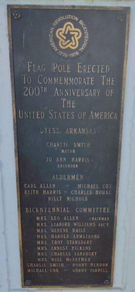 AMERICAN REVOLUTION BICENTENNIAL WAR MEMORIAL PLAQUE