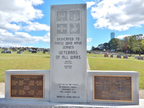 DOUGLAS COUNTY ALL WARS VETERANS MEMORIAL